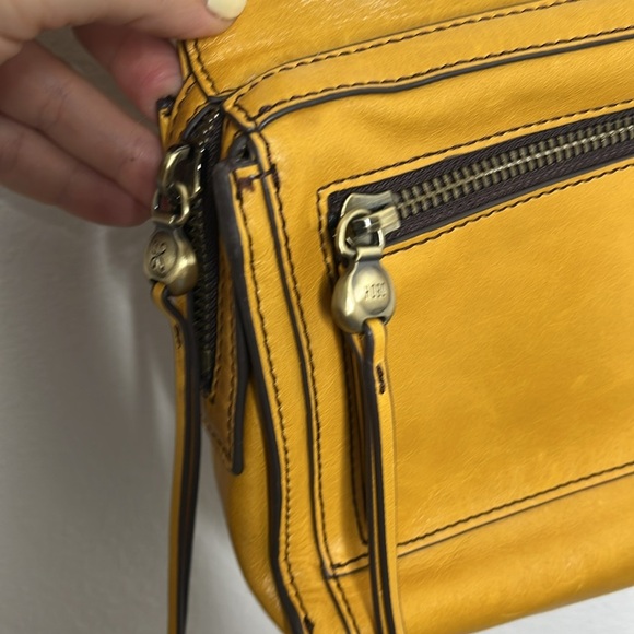 HOBO International Hunter Yellow Leather Crossbody Bag BLEMISH - Picture 4 of 8